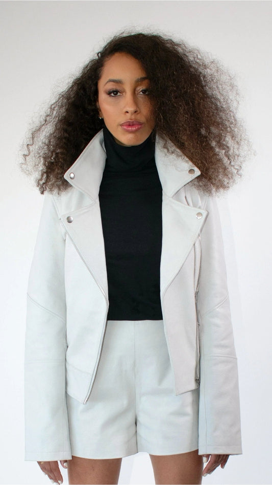 The Boyfriend Moto - Tinted White